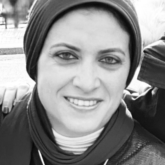 Meet your Posher, Eman - Picture 1 of 1